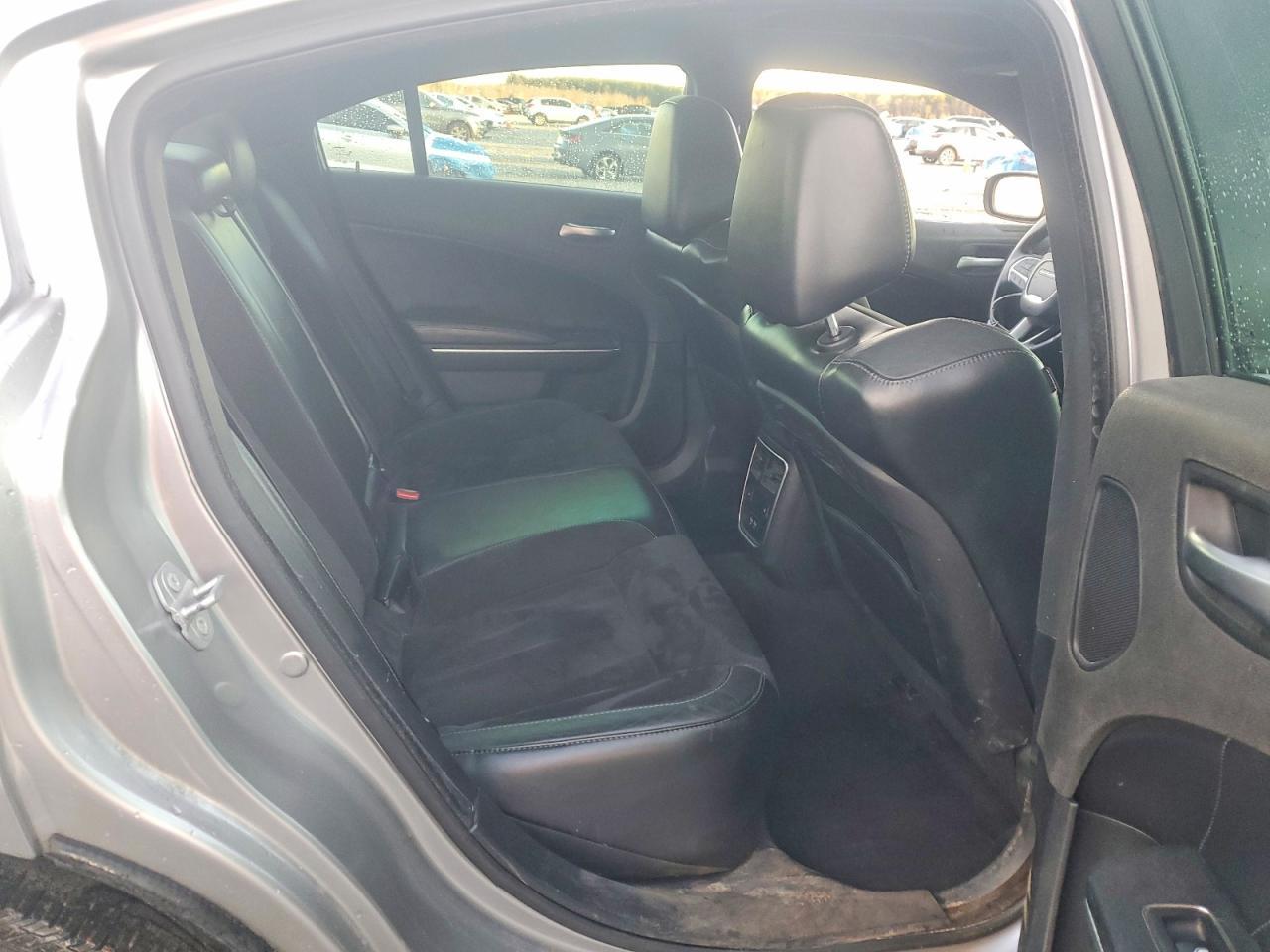 2015 Dodge Charger R/T - zdjęcie 10