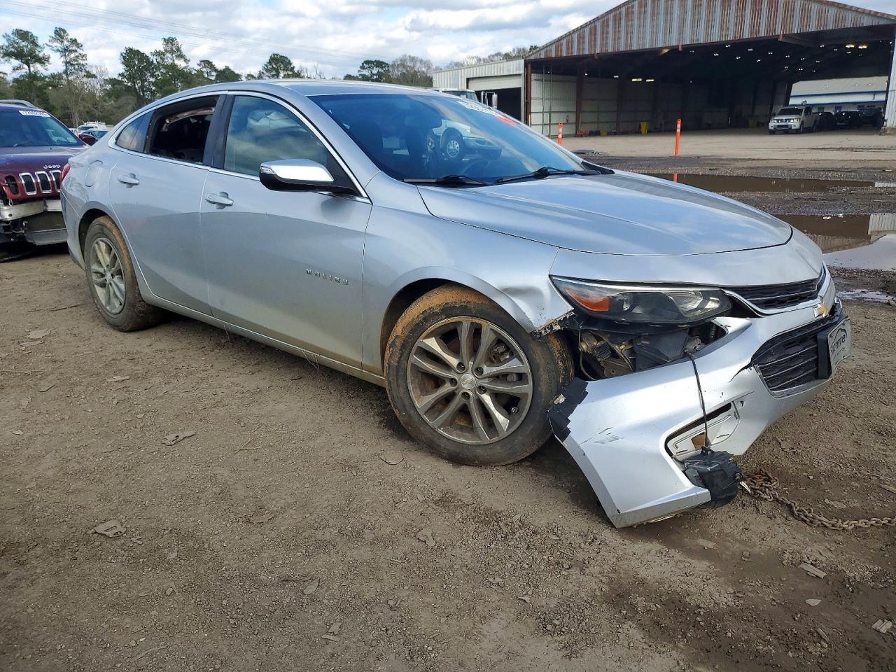 2017 Chevrolet Malibu Lt - zdjęcie 4