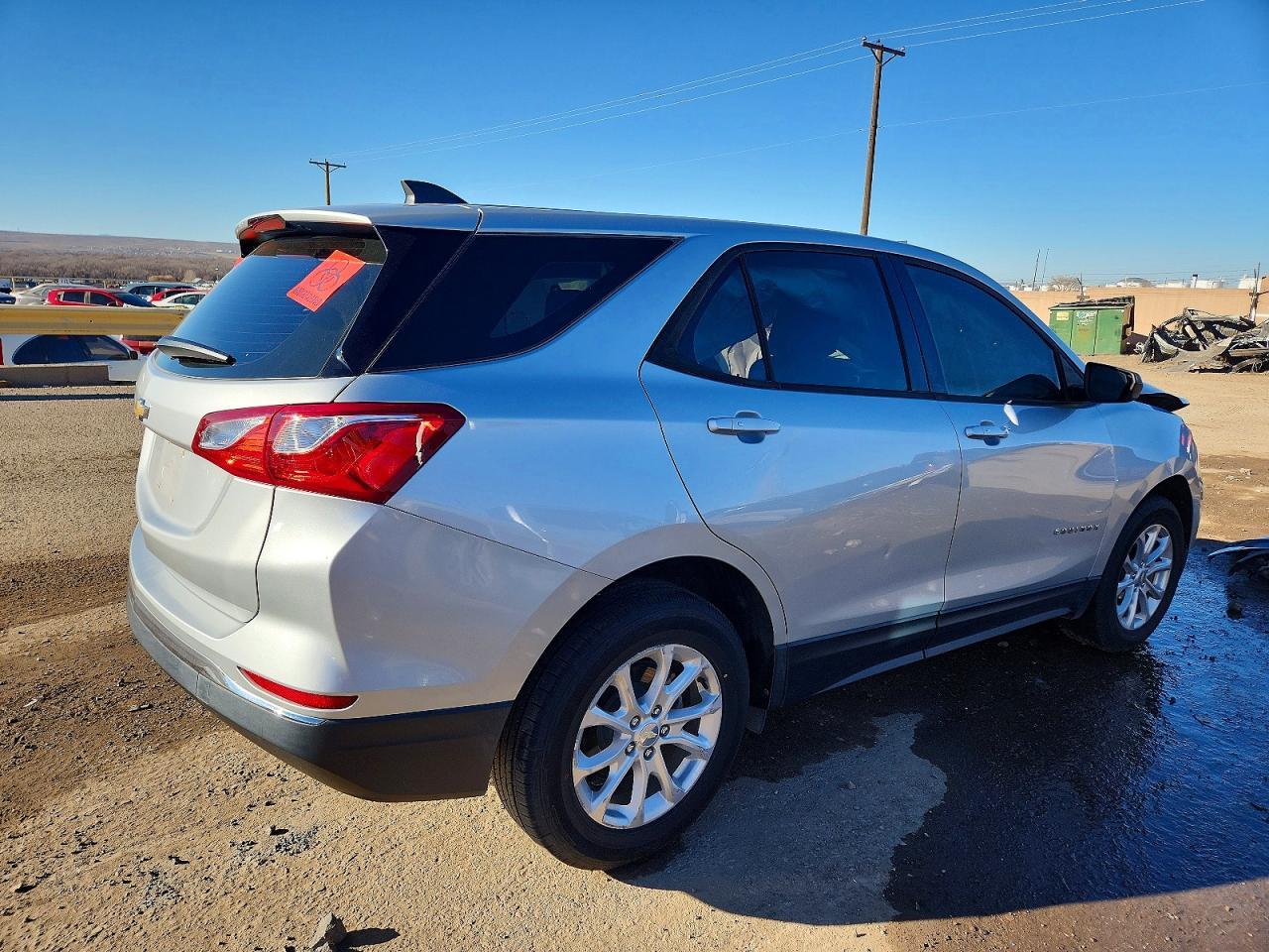 2018 Chevrolet Equinox Ls - zdjęcie 3