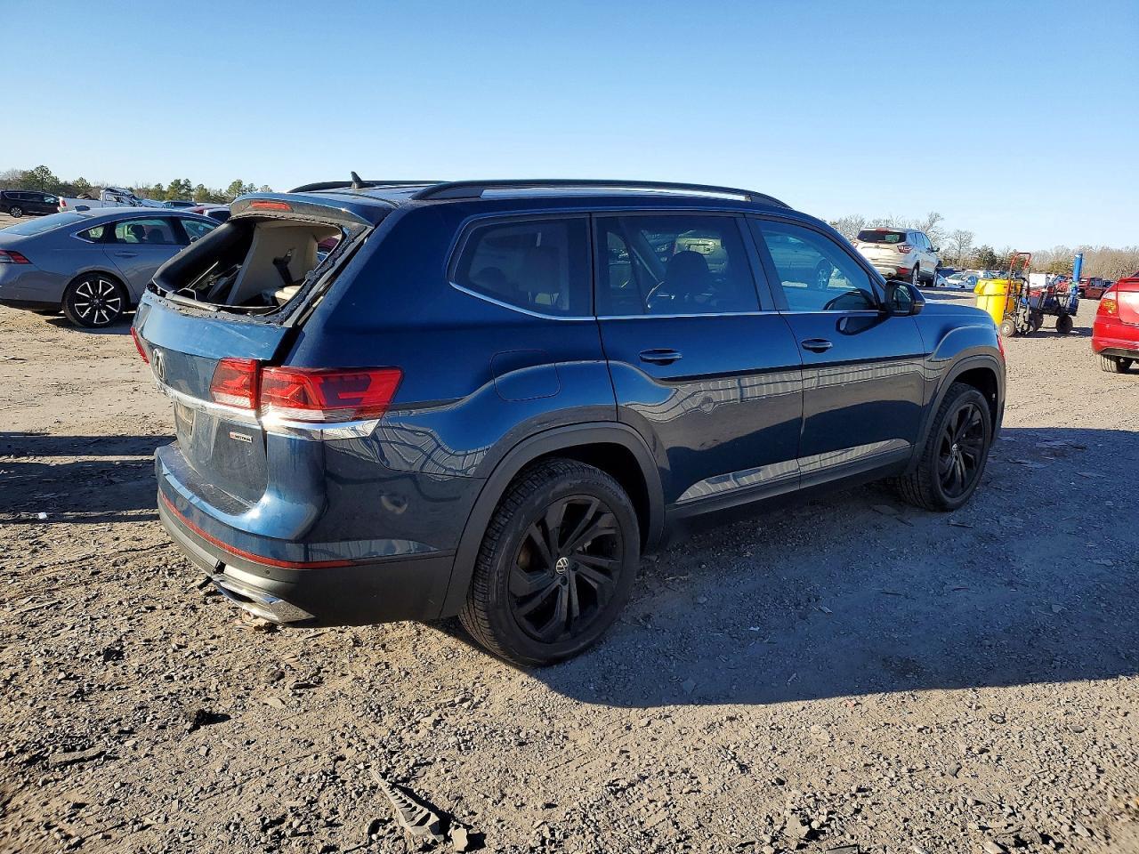 2022 Volkswagen Atlas Se - zdjęcie 3