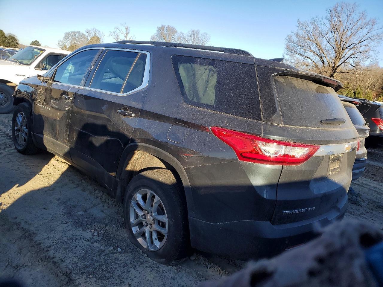 2019 Chevrolet Traverse Lt - zdjęcie 2
