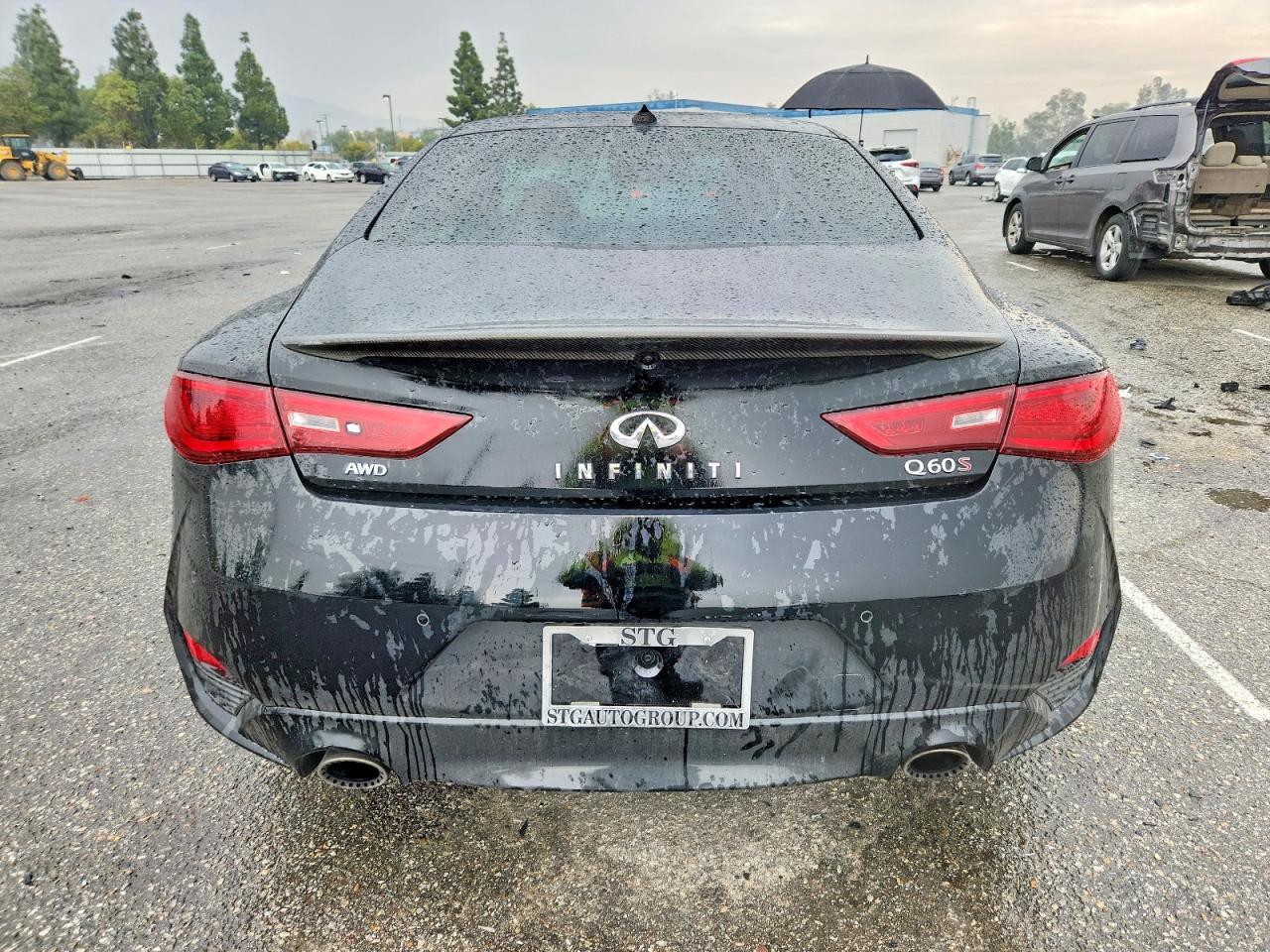 2018 Infiniti Q60 Red Sport 400 - zdjęcie 6