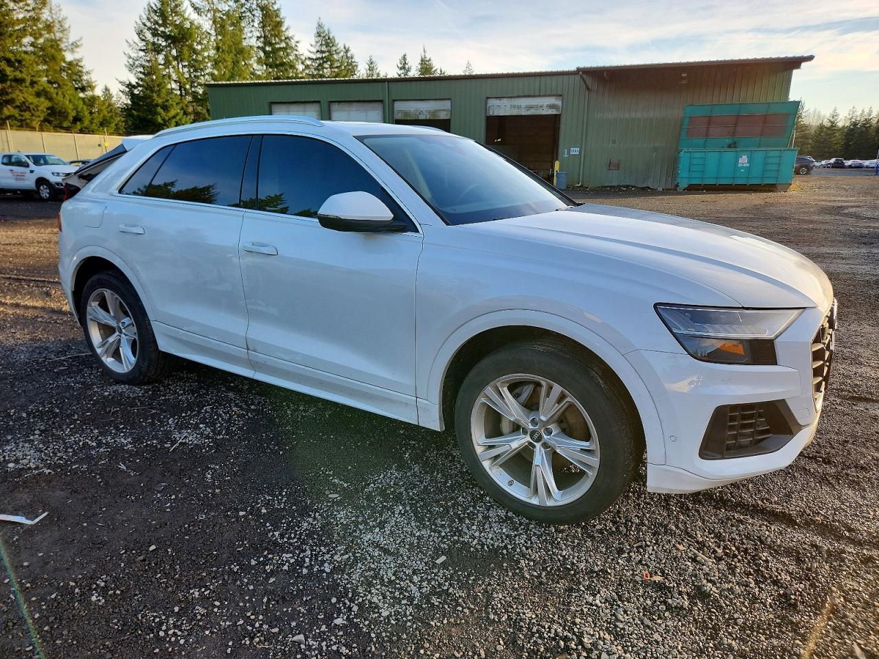 2023 Audi Q8 Premium - zdjęcie 4