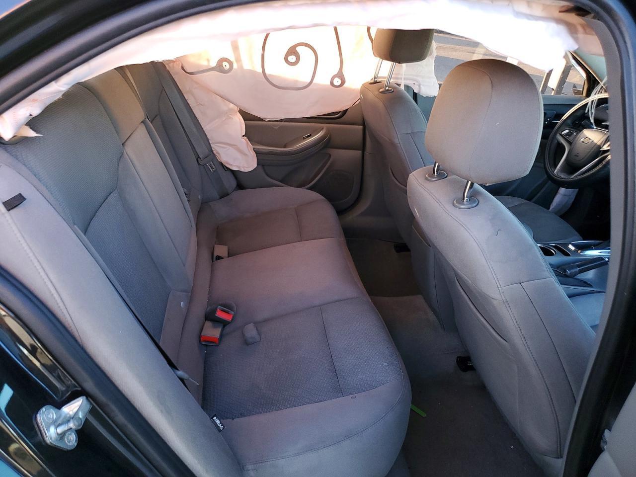 2015 Chevrolet Malibu Ls - zdjęcie 10