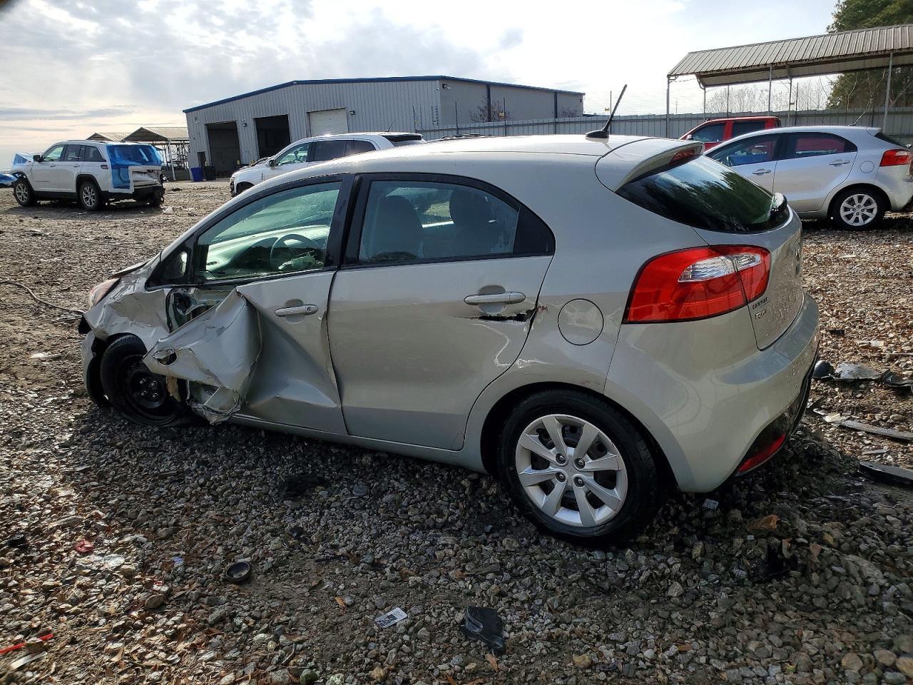 2013 Kia Rio 5-Door Ex - zdjęcie 2