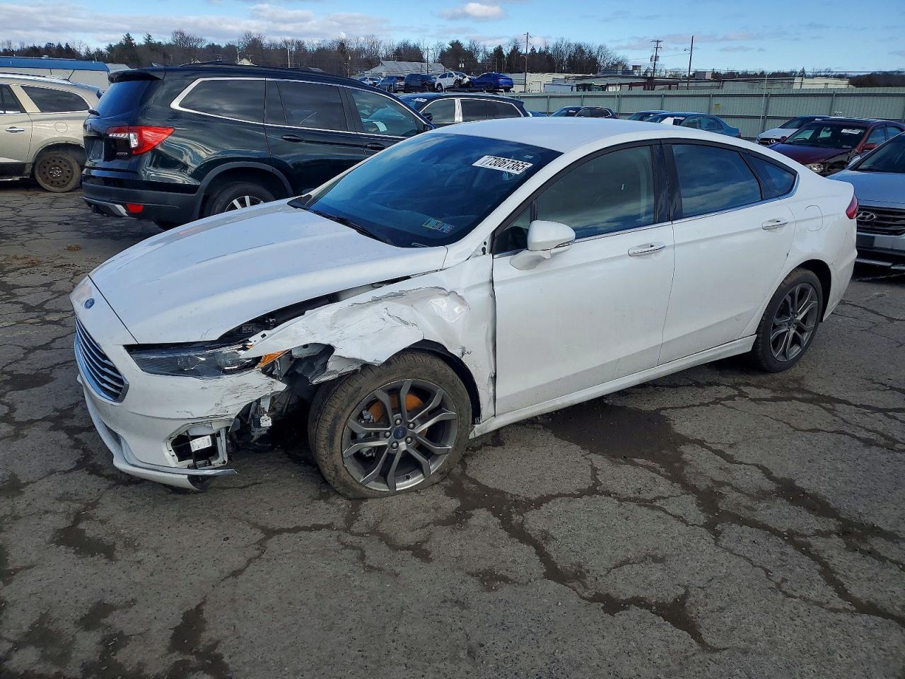 2020 Ford Fusion Sel - zdjęcie główne