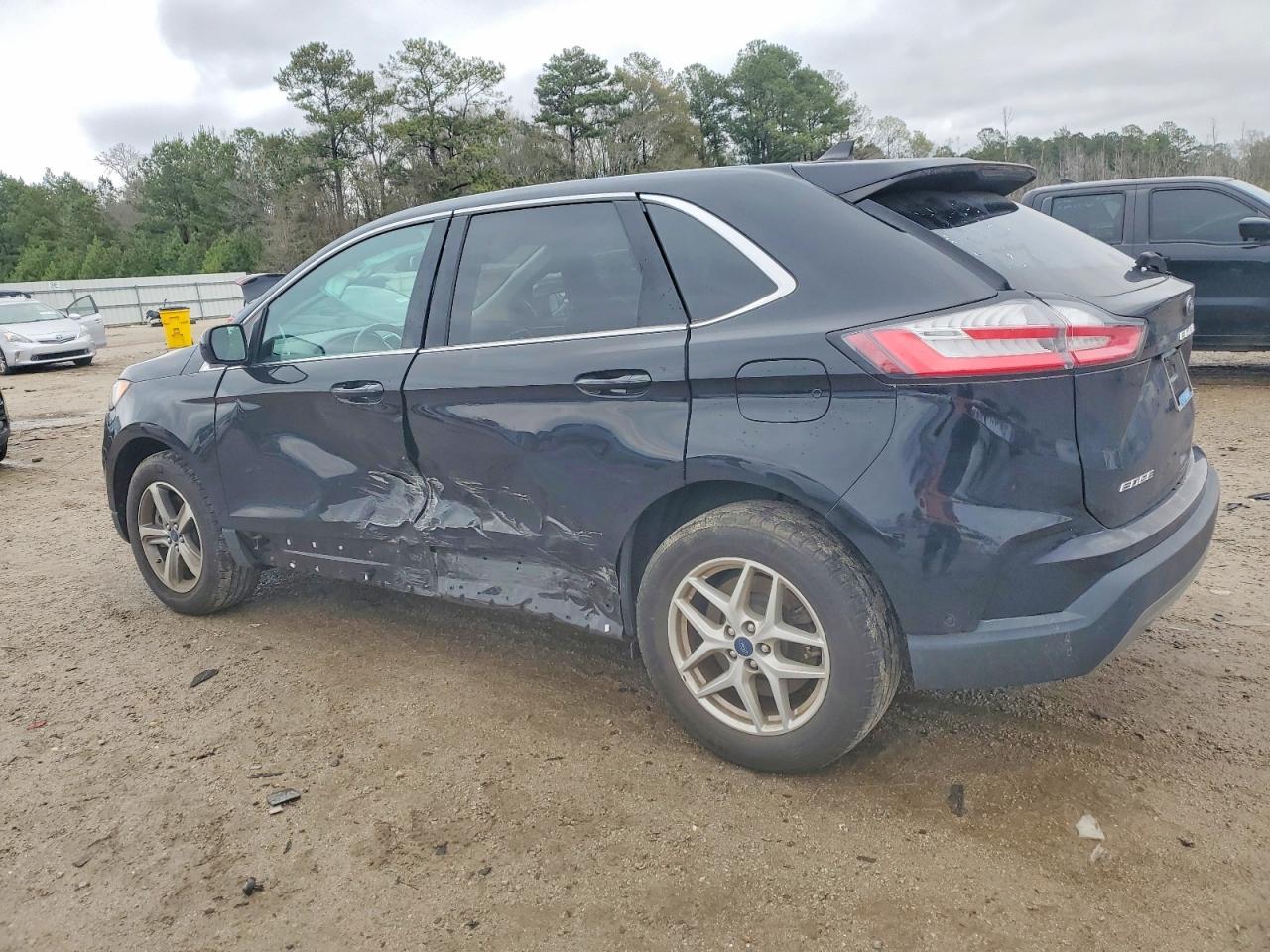 2023 Ford Edge Sel - zdjęcie 2