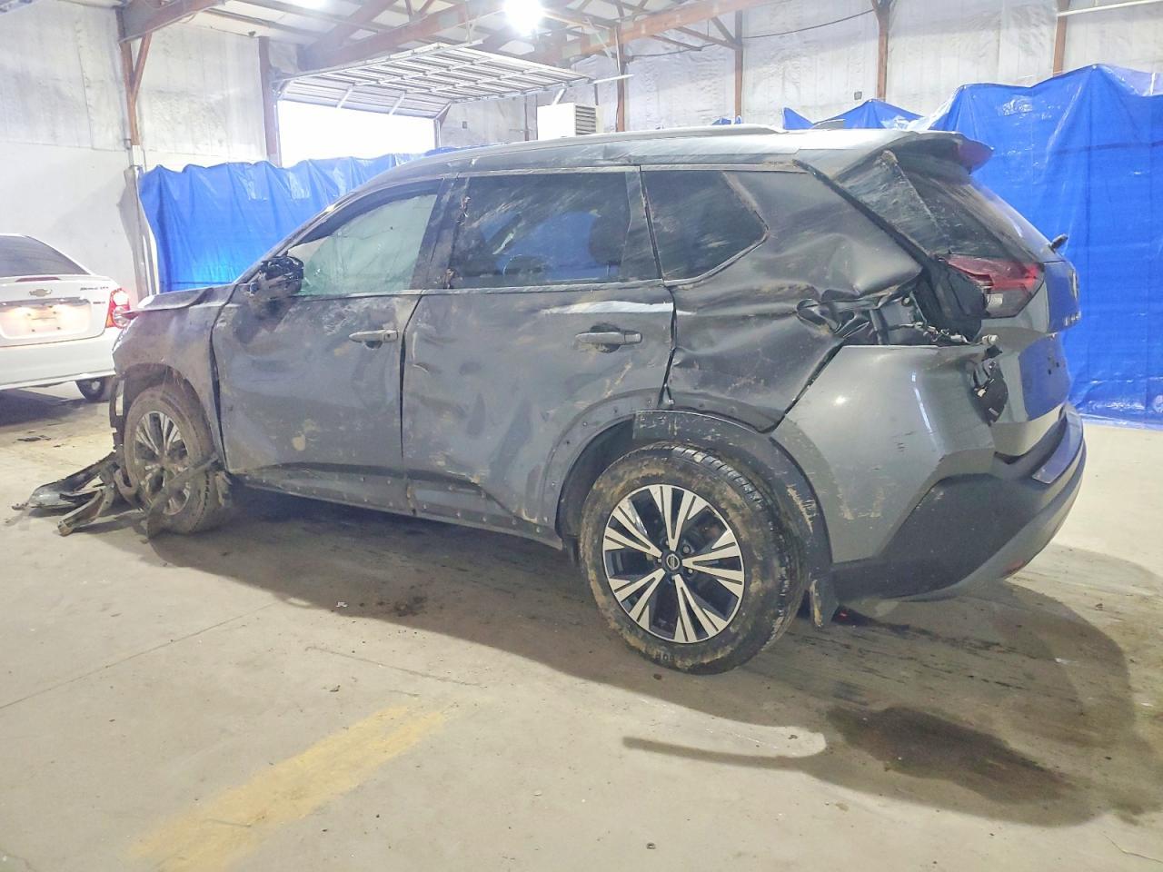 2021 Nissan Rogue Sv - zdjęcie 2