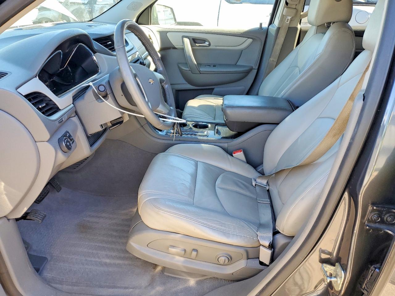 2014 Chevrolet Traverse Lt - zdjęcie 7