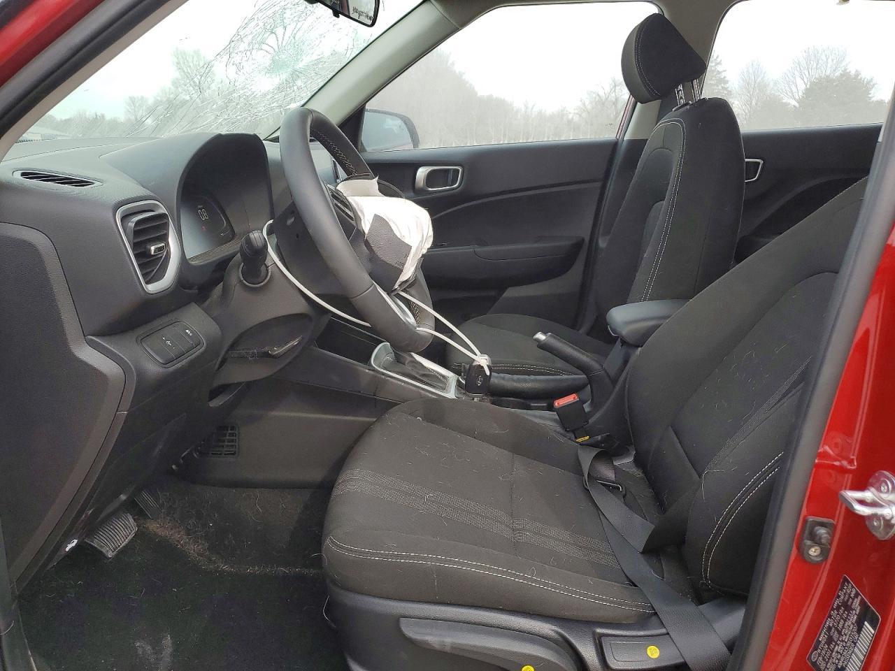 2024 Hyundai Venue Sel - zdjęcie 7