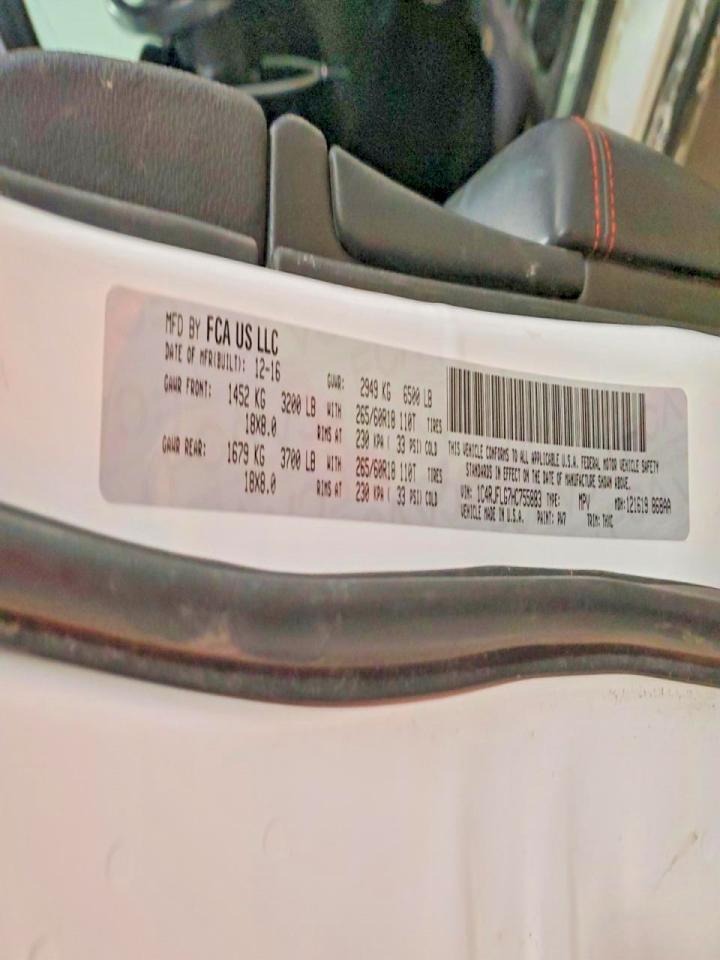 2017 Jeep Grand Cherokee Trailhawk - zdjęcie 13