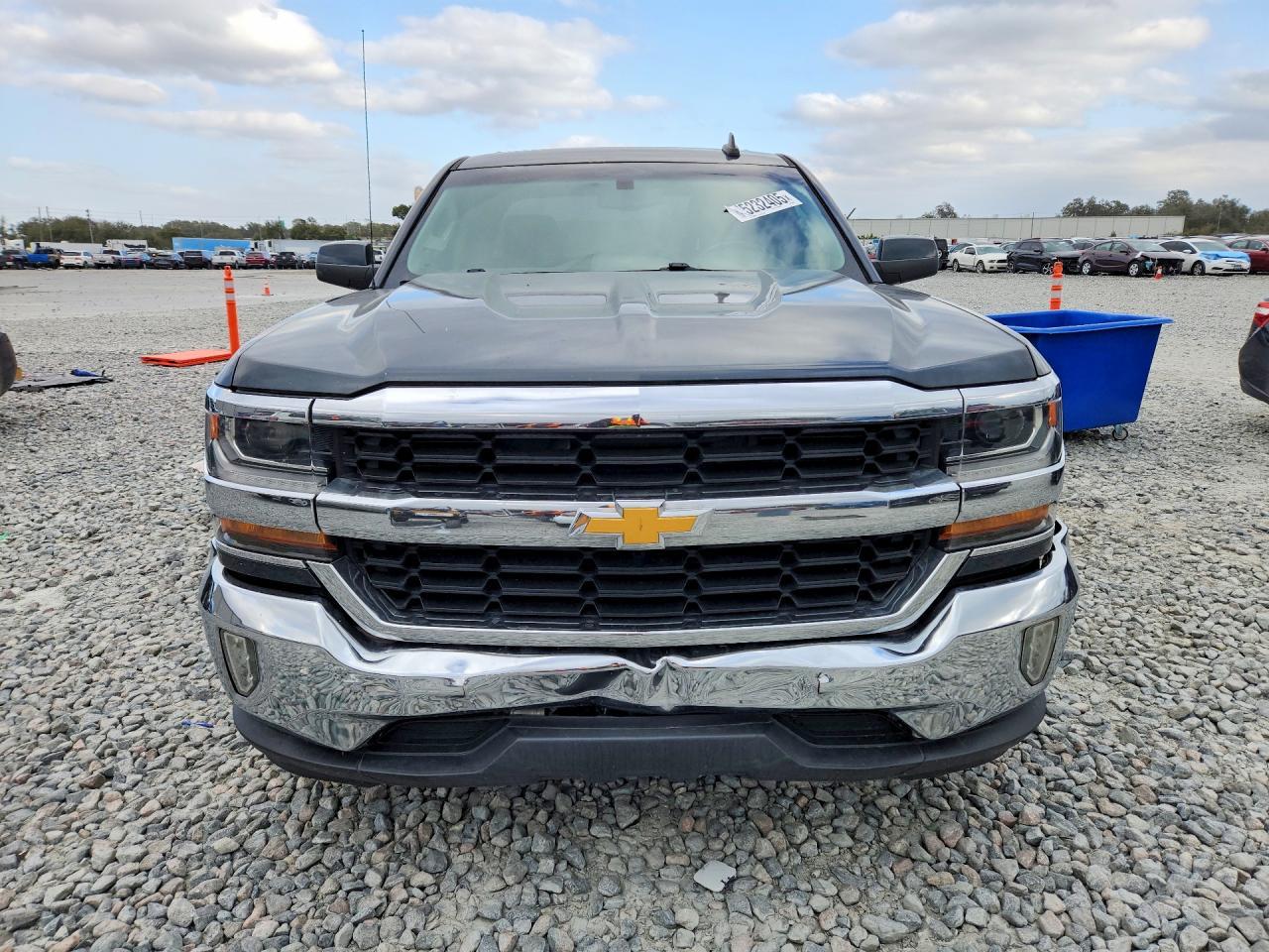 2017 Chevrolet Silverado C1500 Lt - zdjęcie 5