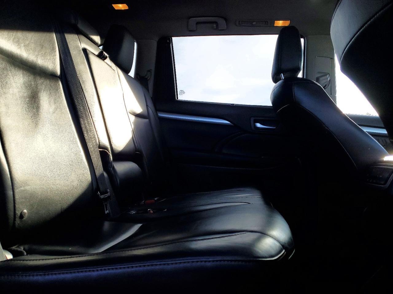 2015 Toyota Highlander Xle - zdjęcie 11