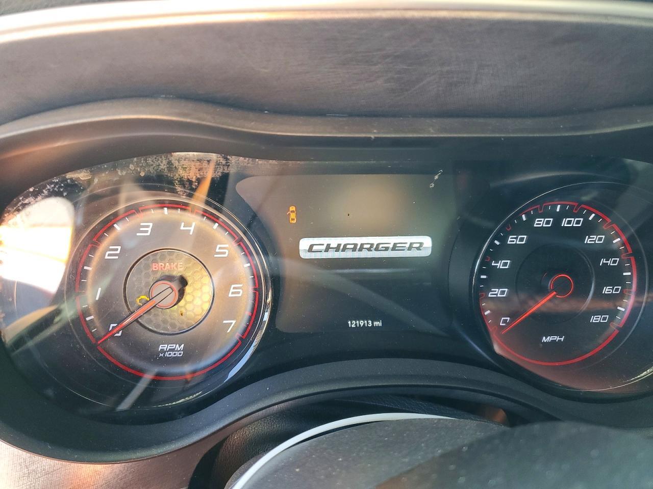 2018 Dodge Charger - zdjęcie 9