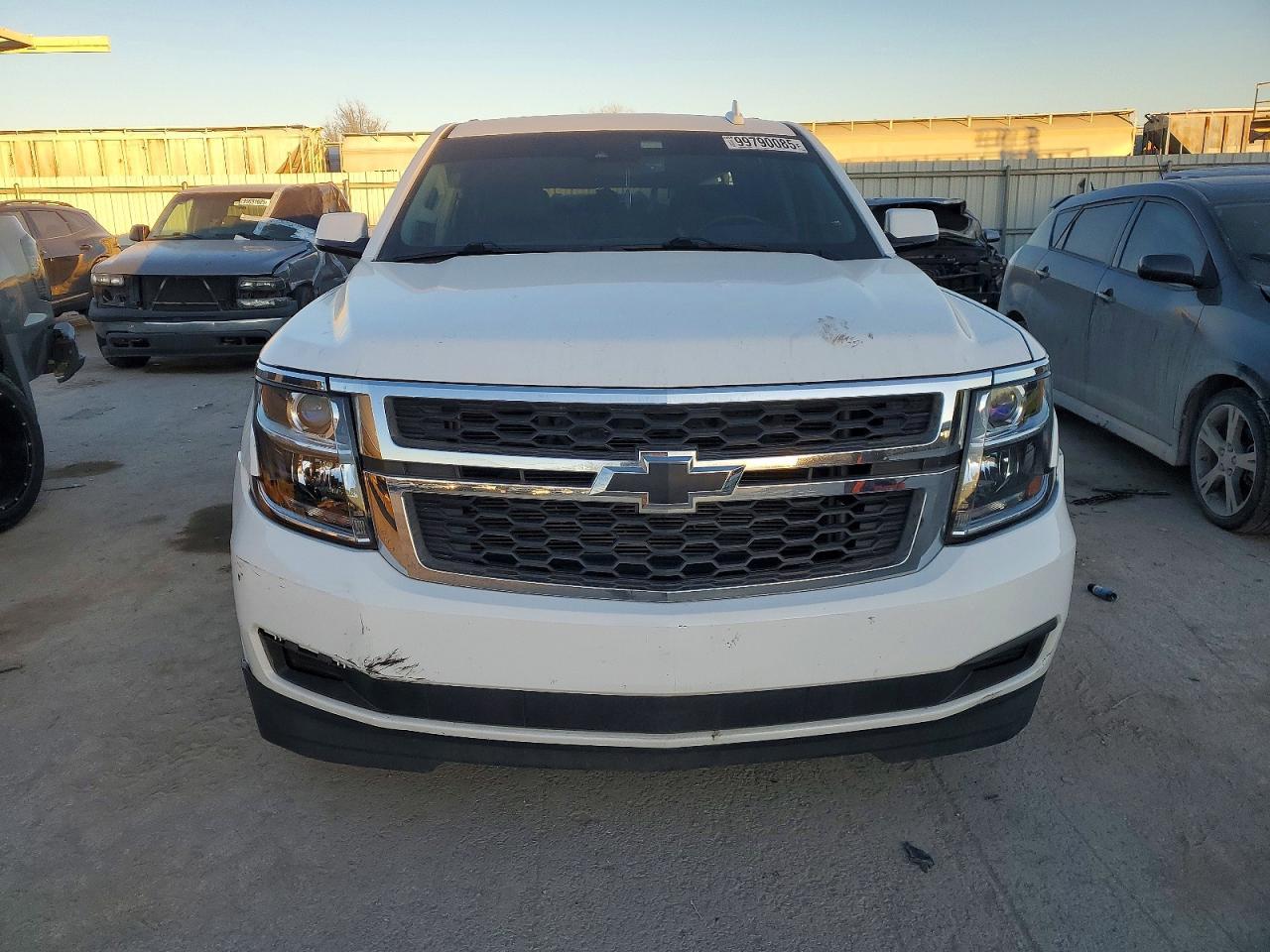 2016 Chevrolet Suburban K1500 Lt - zdjęcie 5