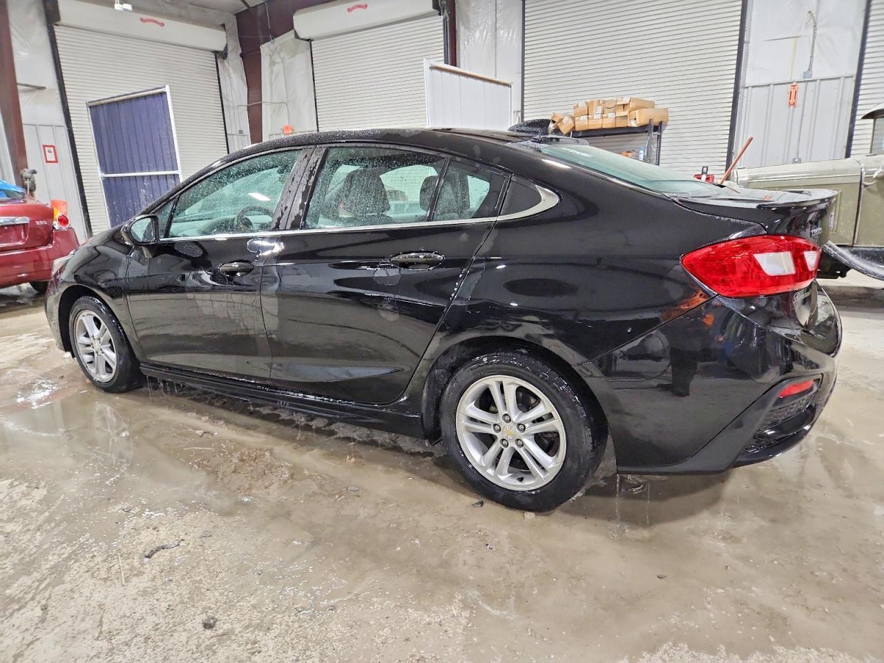 2017 Chevrolet Cruze Lt - zdjęcie 2