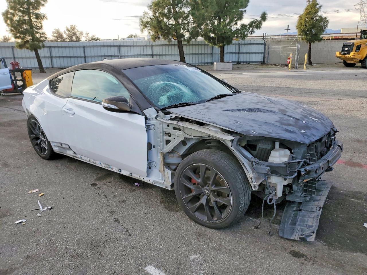 2016 Hyundai Genesis Coupe 3.8L - zdjęcie 4