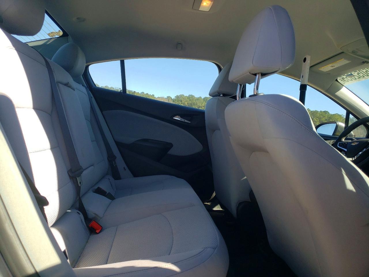 2019 Chevrolet Cruze Lt - zdjęcie 10