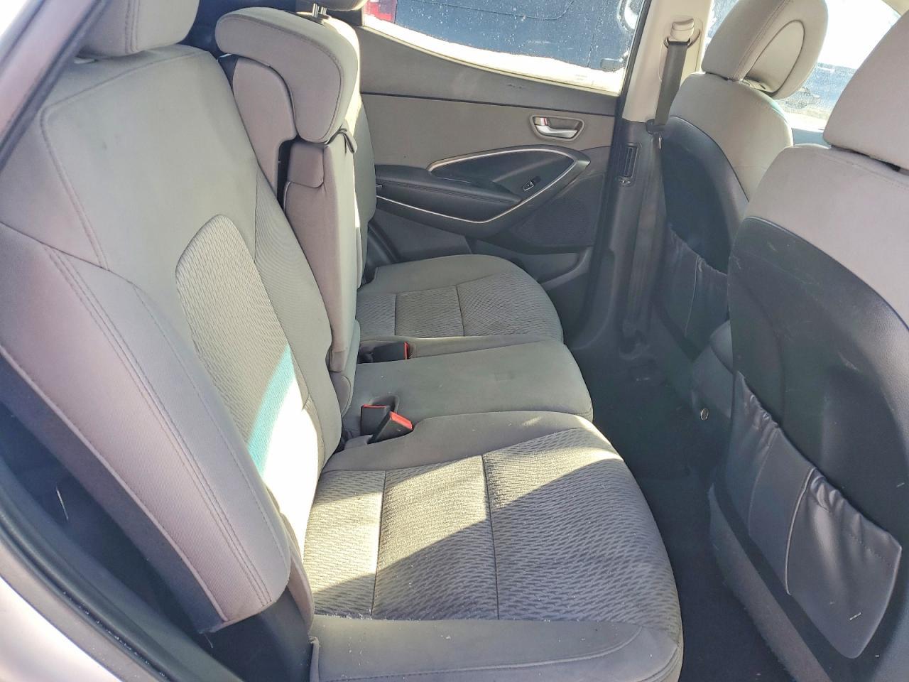 2017 Hyundai Santa Fe Sport 2.4L - zdjęcie 11