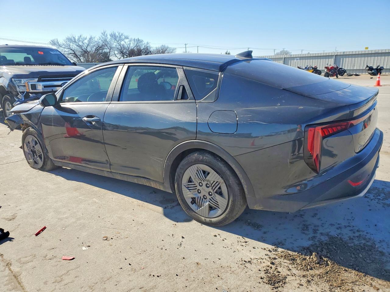 2025 Kia K4 Lx - zdjęcie 2