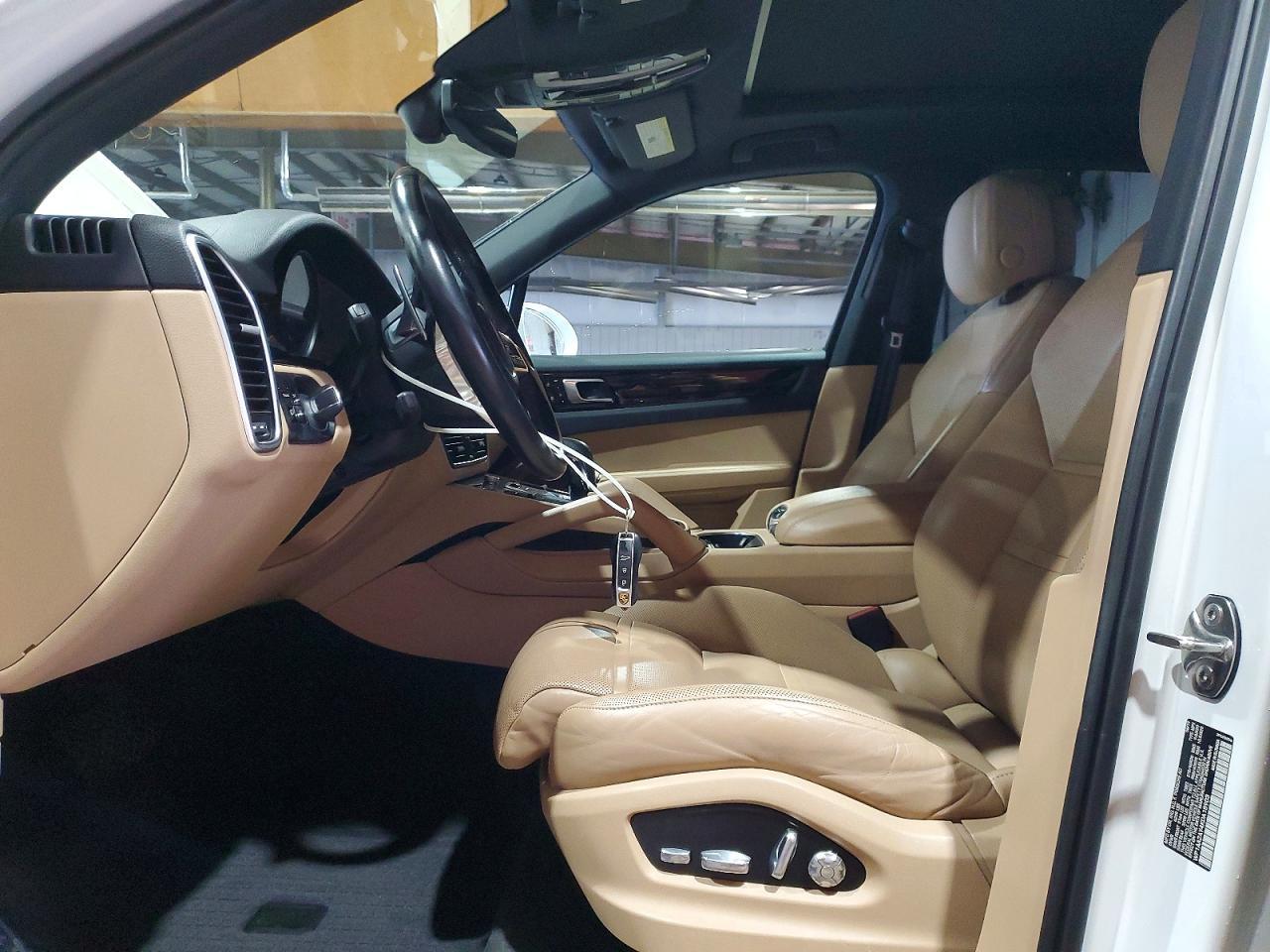 2019 Porsche Cayenne - zdjęcie 7