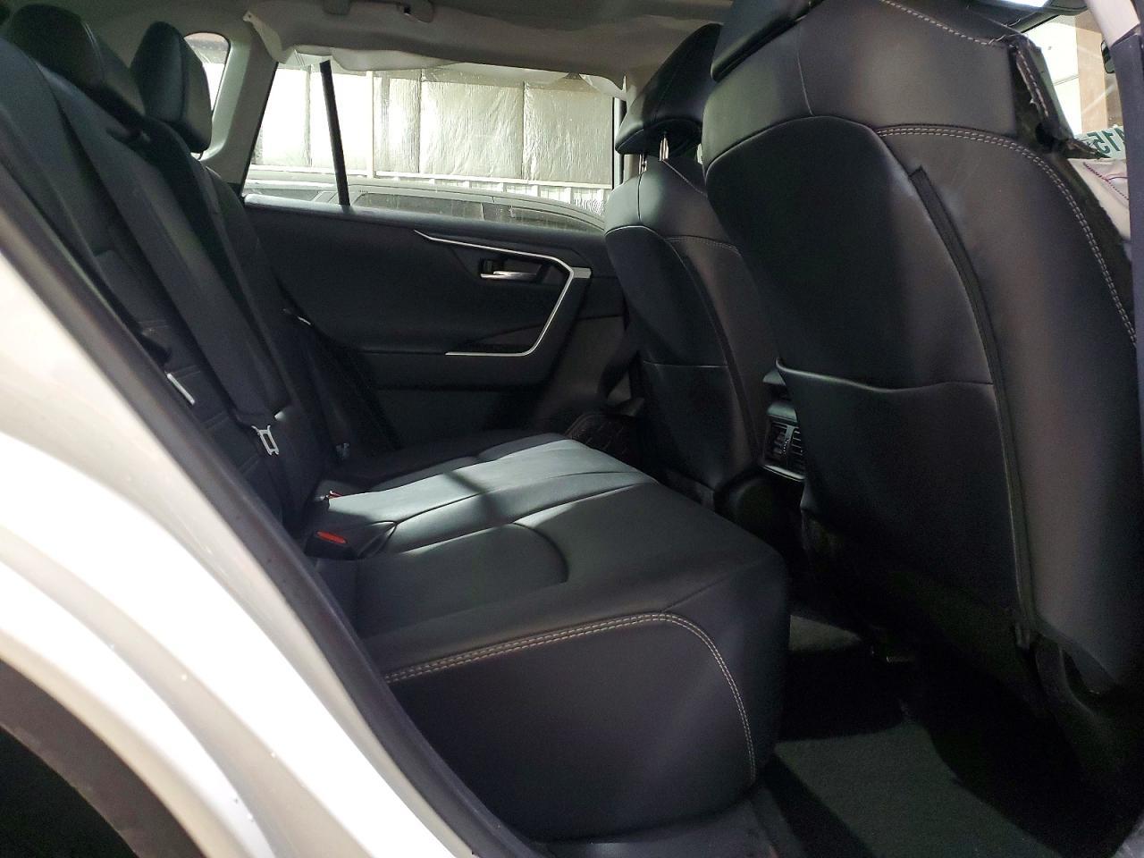 2021 Toyota Rav4 Limited - zdjęcie 11