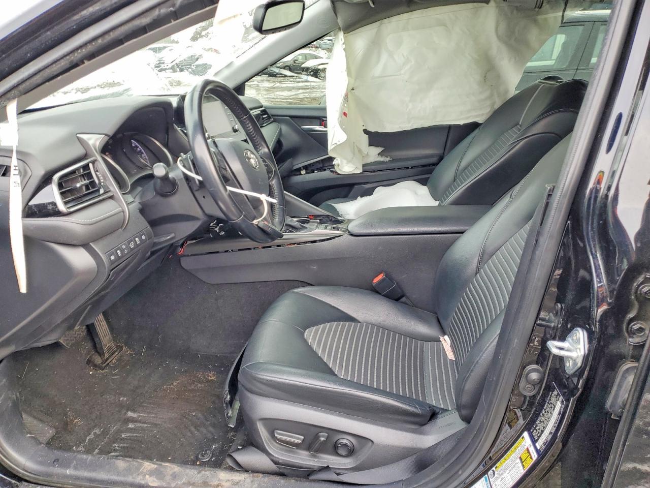 2022 Toyota Camry Se - zdjęcie 7