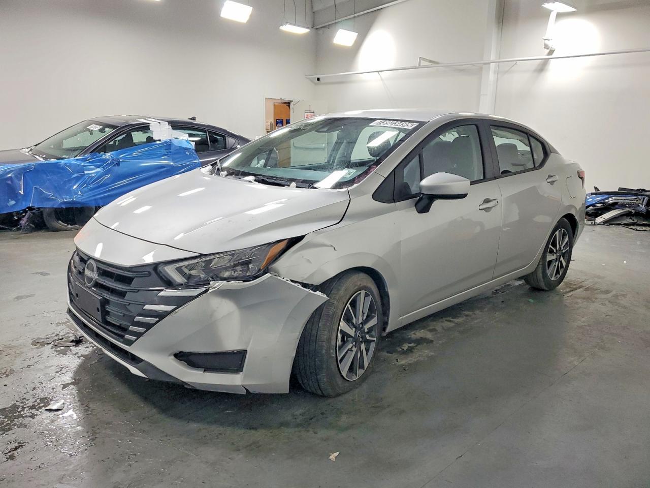 2025 Nissan Versa Sv - zdjęcie główne