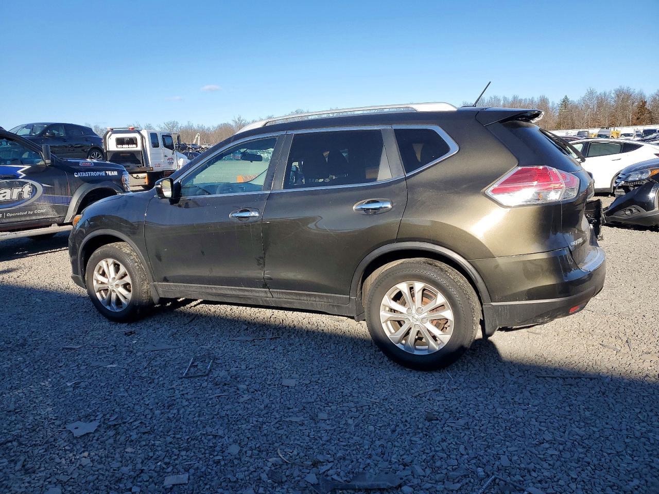2014 Nissan Rogue S - zdjęcie 2