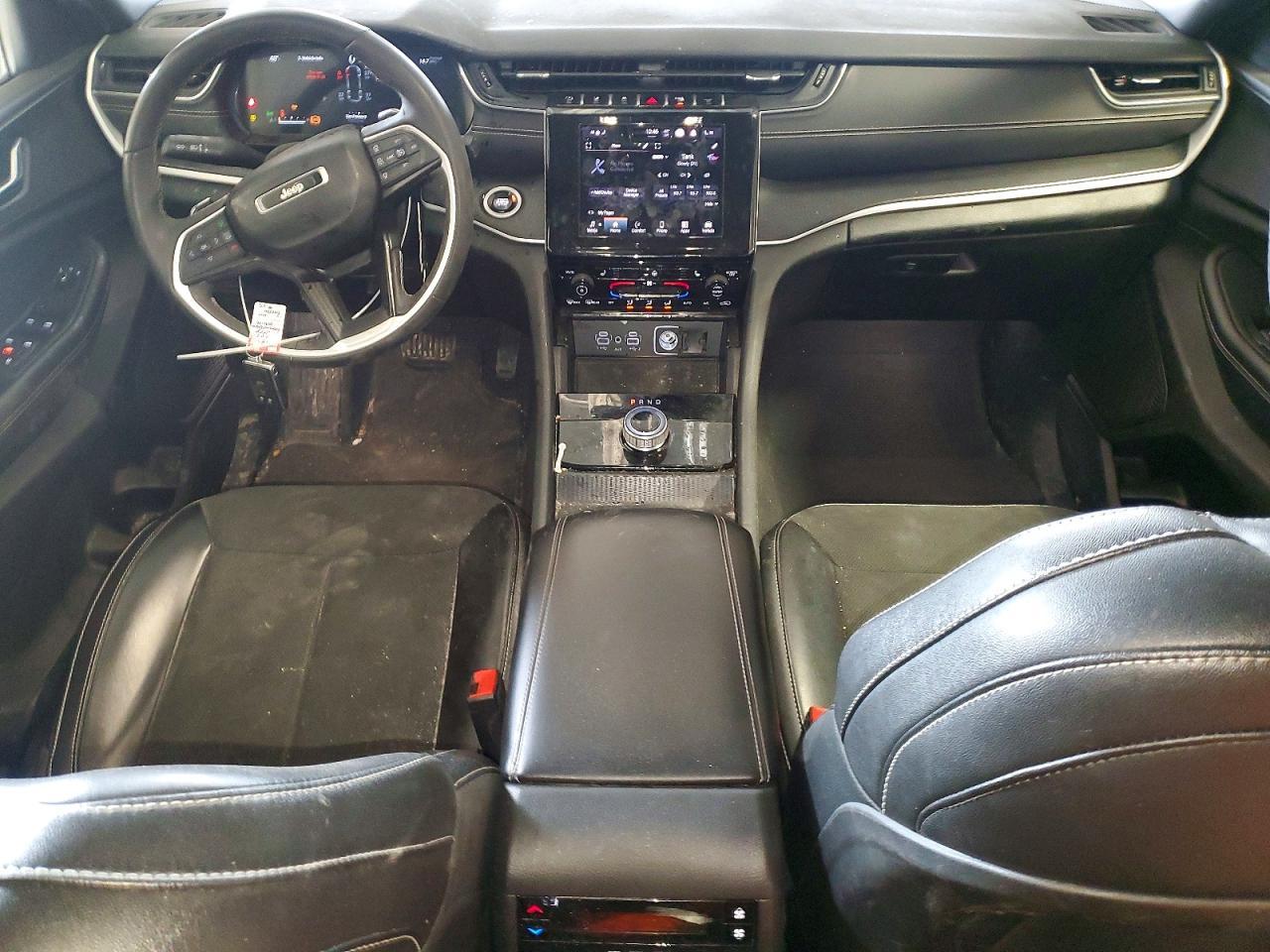 2024 Jeep Grand Cherokee L Laredo - zdjęcie 8