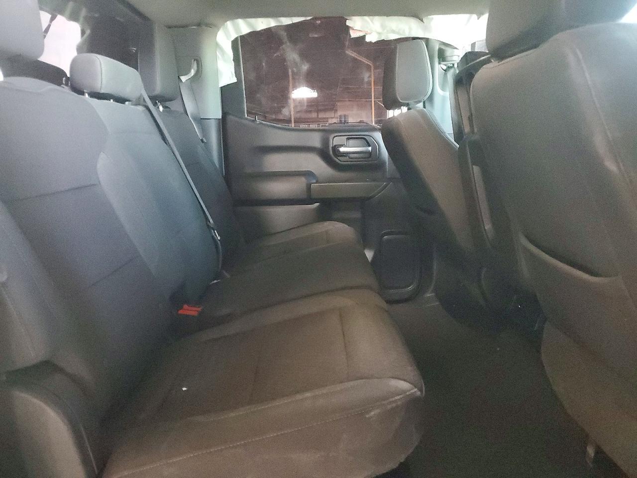 2022 Chevrolet Silverado K1500 Custom - zdjęcie 10