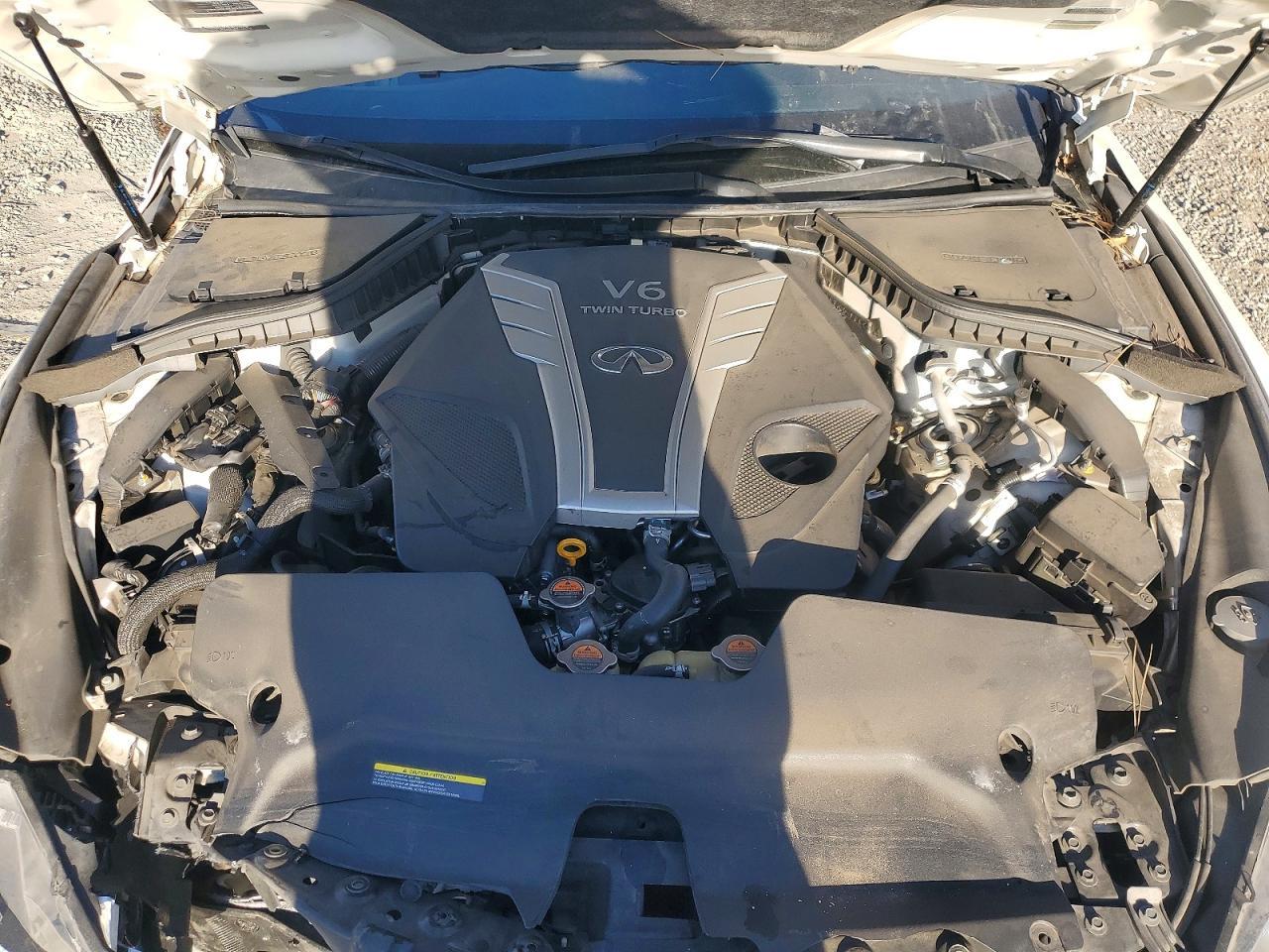 2018 Infiniti Q60 Luxe 300 - zdjęcie 11