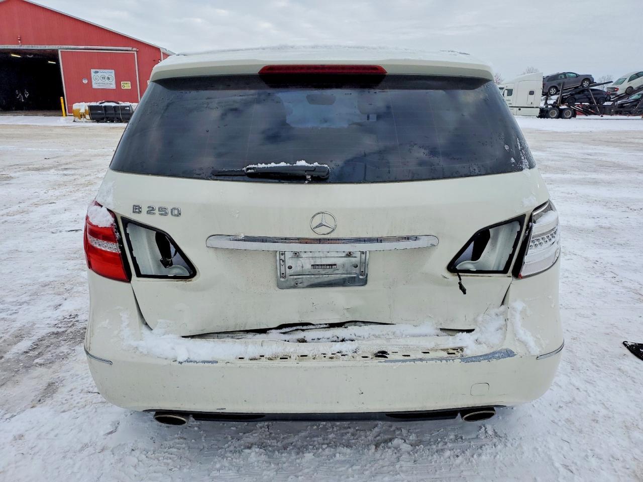 2014 Mercedes-Benz B250 - zdjęcie 6