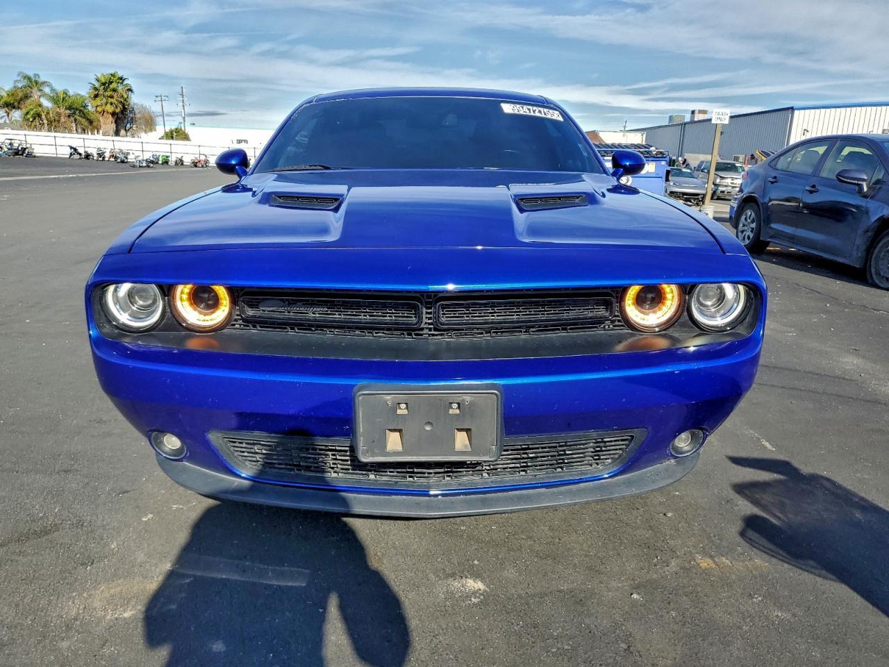 2022 Dodge Challenger Sxt - zdjęcie 5