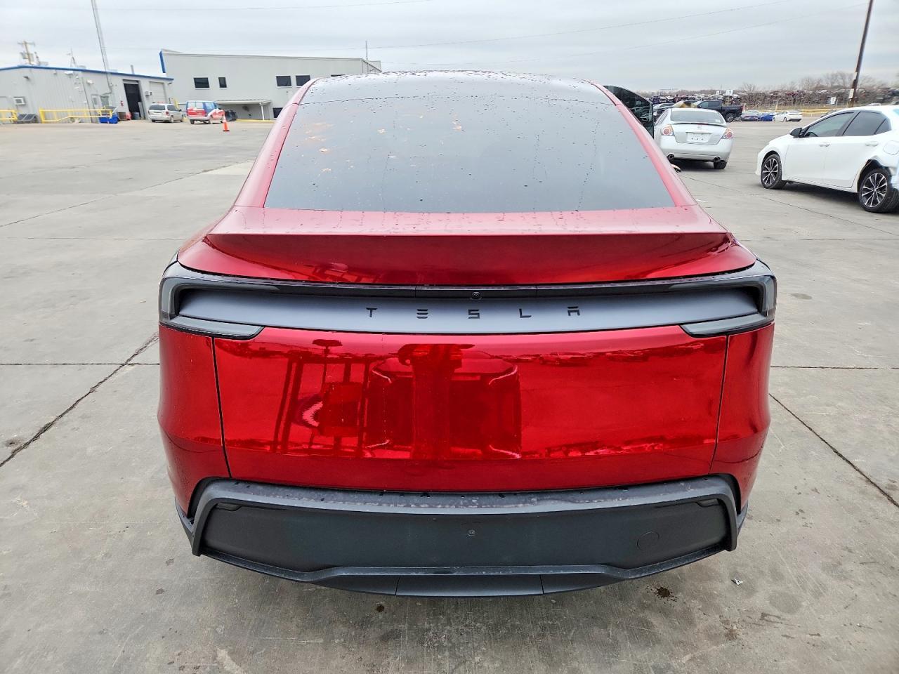 2026 Tesla Model Y - zdjęcie 6