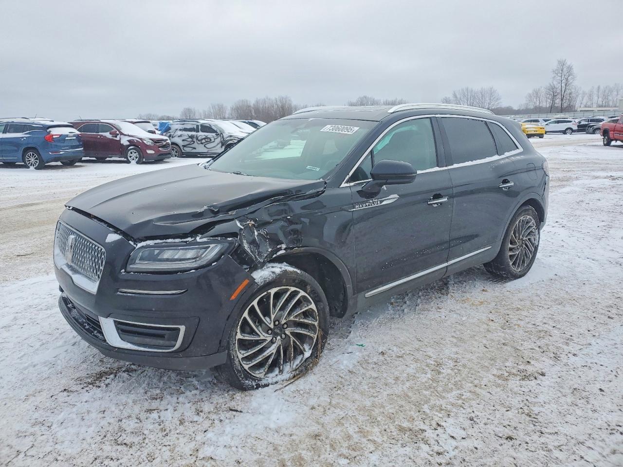 2020 Lincoln Nautilus Reserve - zdjęcie główne