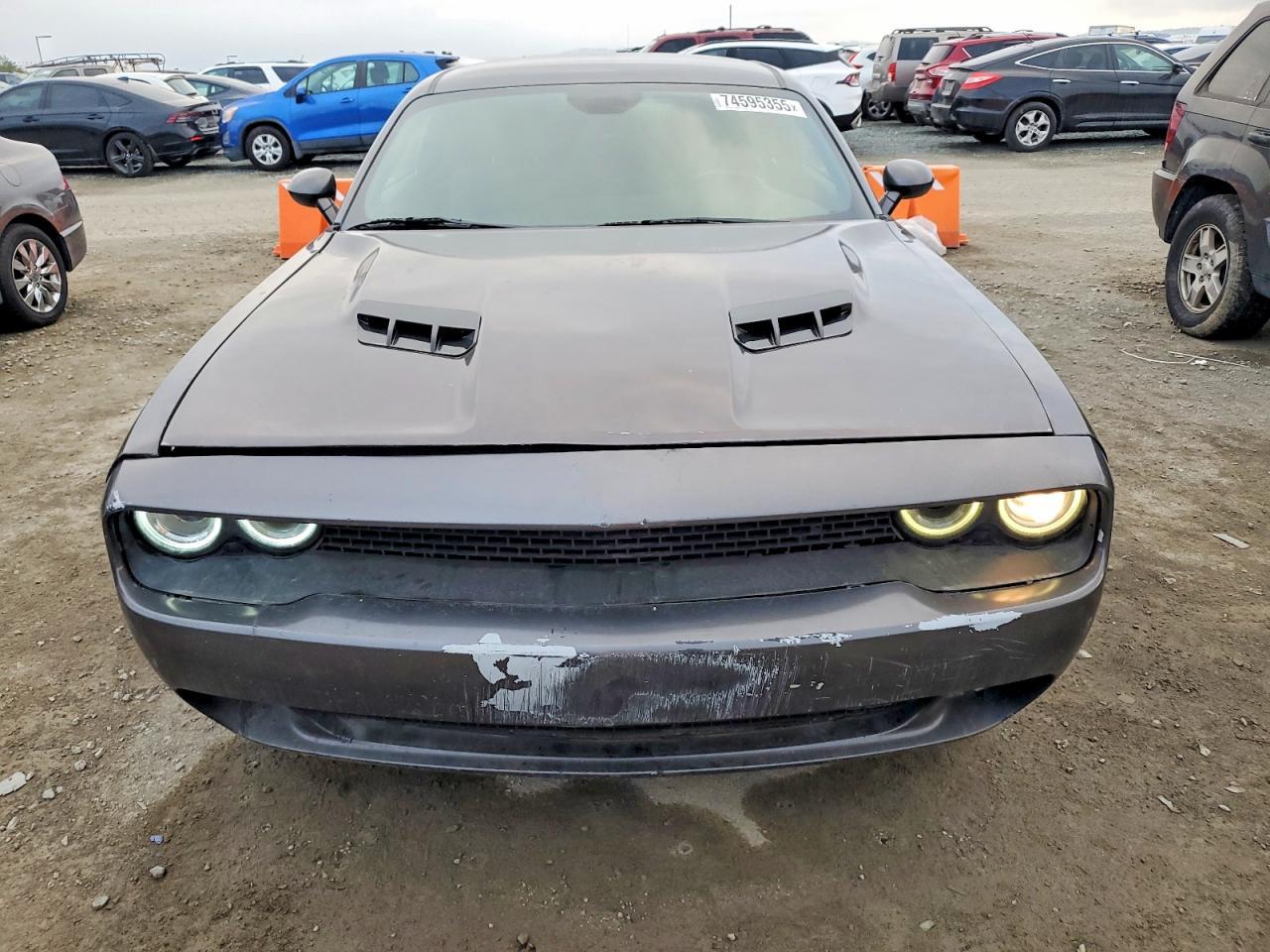 2016 Dodge Challenger Sxt - zdjęcie 5