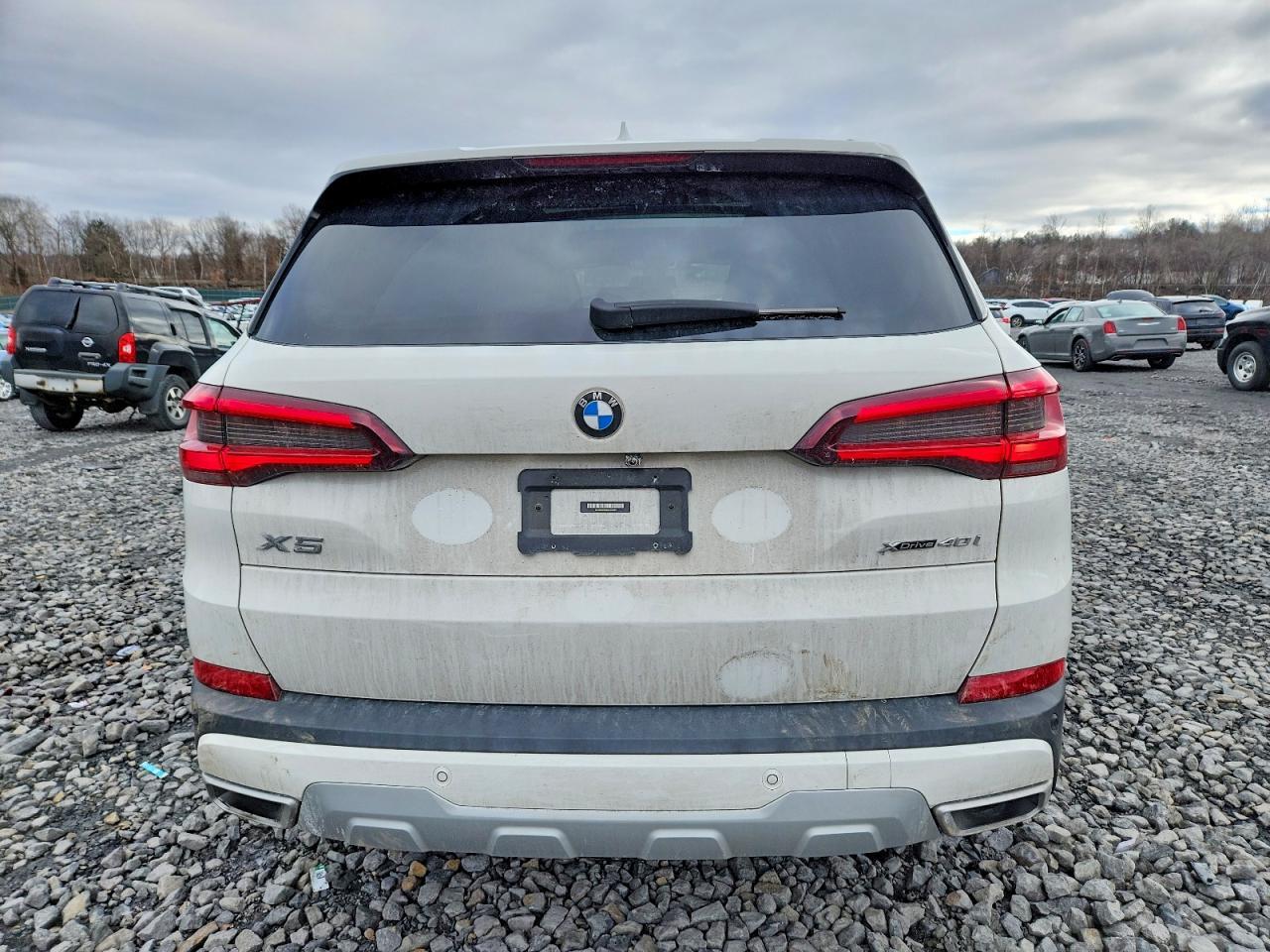 2022 BMW X5 xDrive40I - zdjęcie 6