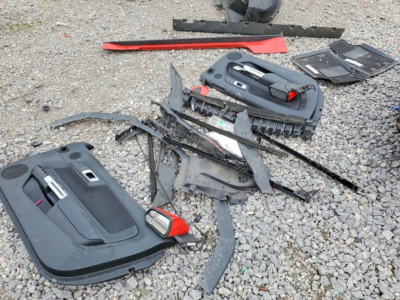 2020 Ford Mustang - zdjęcie 12