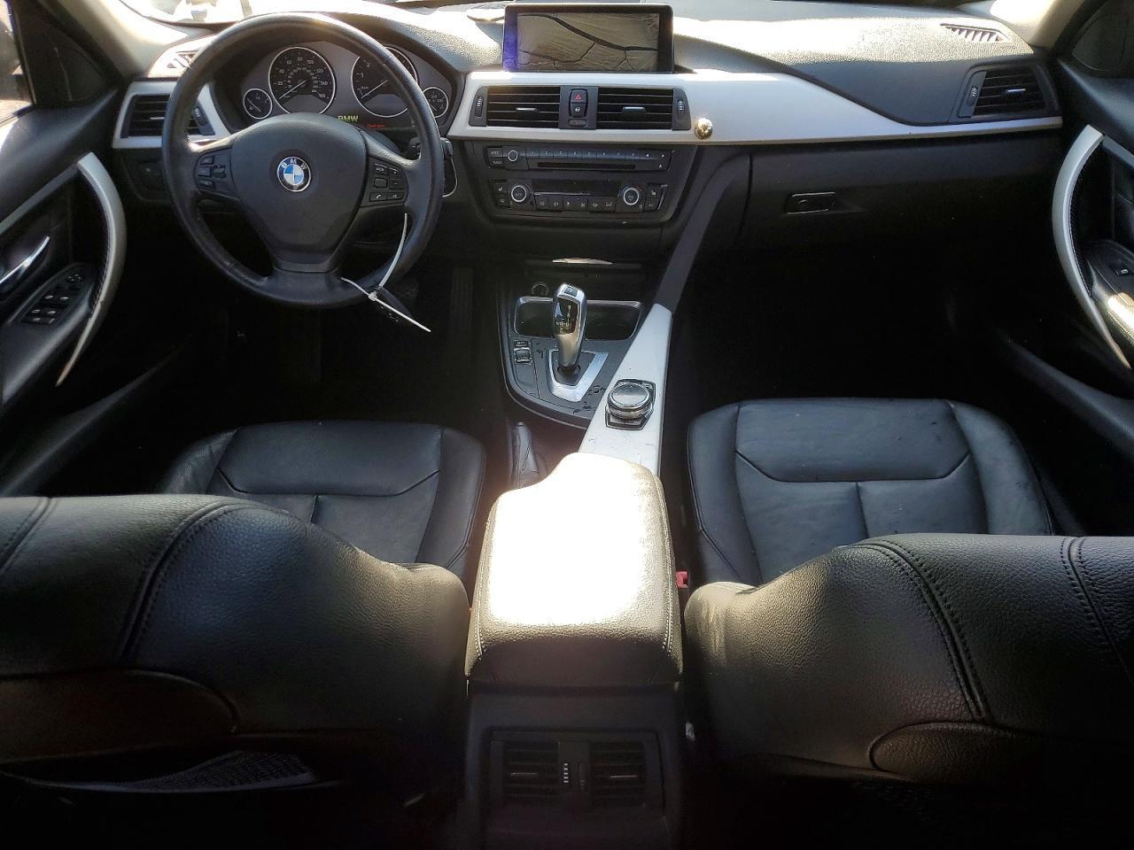 2014 BMW 320 I xDrive - zdjęcie 8