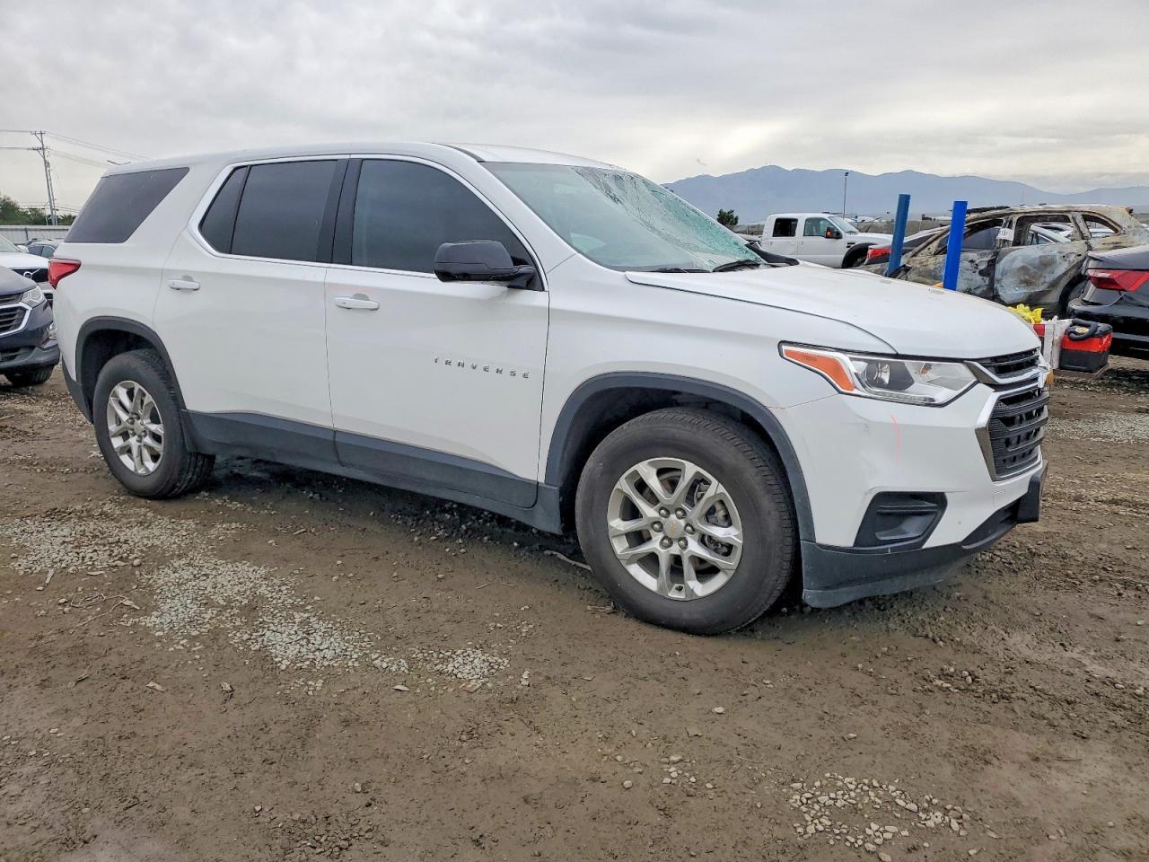2020 Chevrolet Traverse Ls - zdjęcie 4