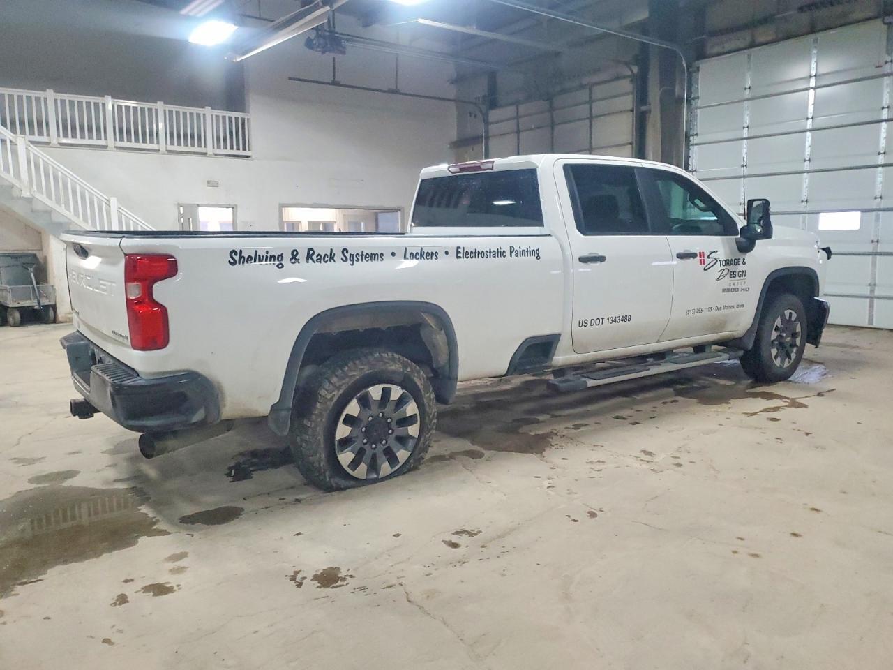 2022 Chevrolet Silverado K2500 Custom - zdjęcie 3