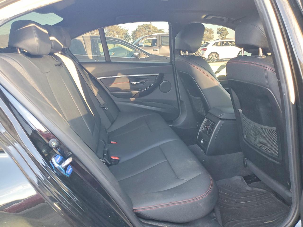 2017 BMW 330E - zdjęcie 10