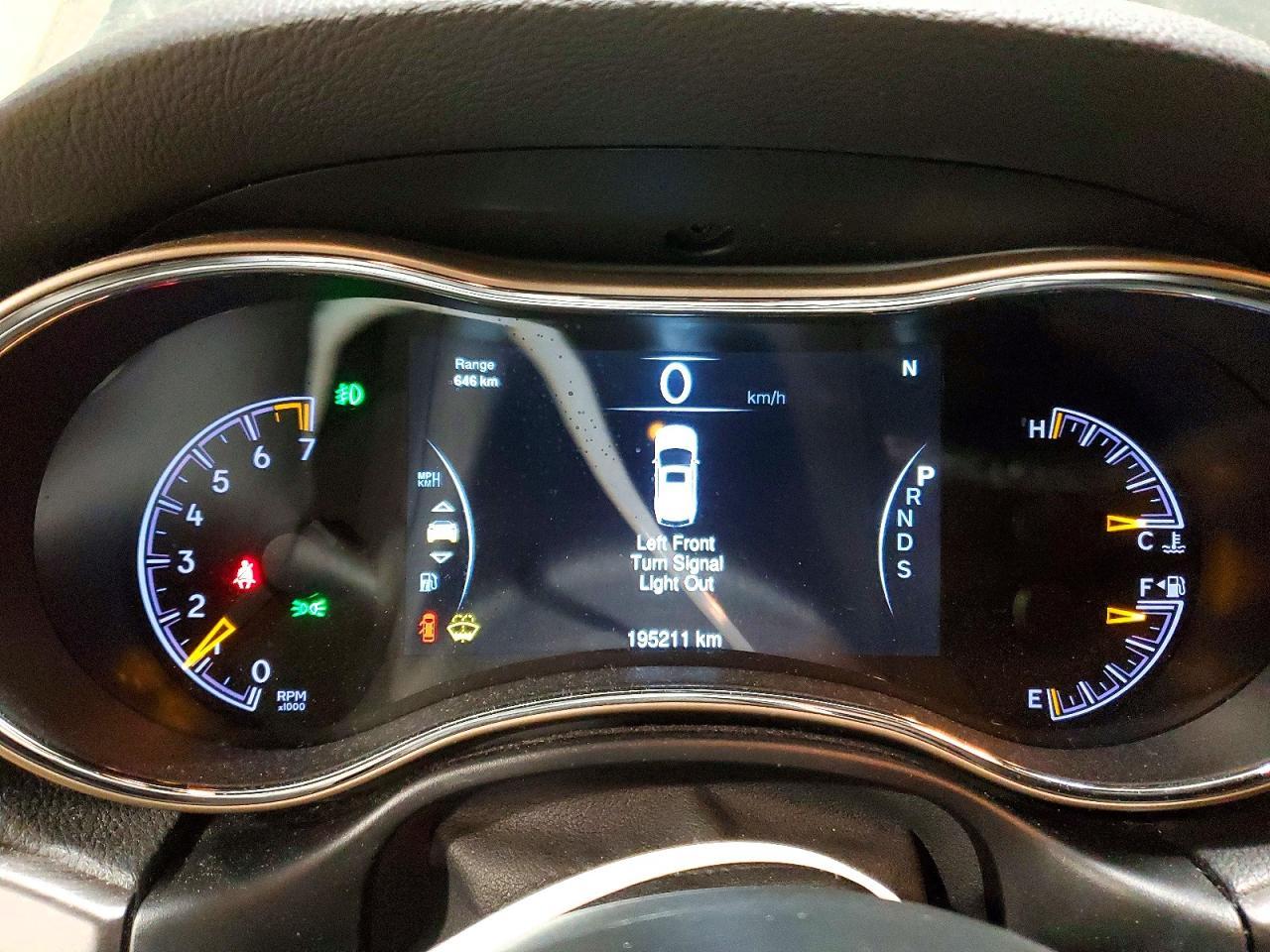 2015 Jeep Grand Cherokee Laredo - zdjęcie 9