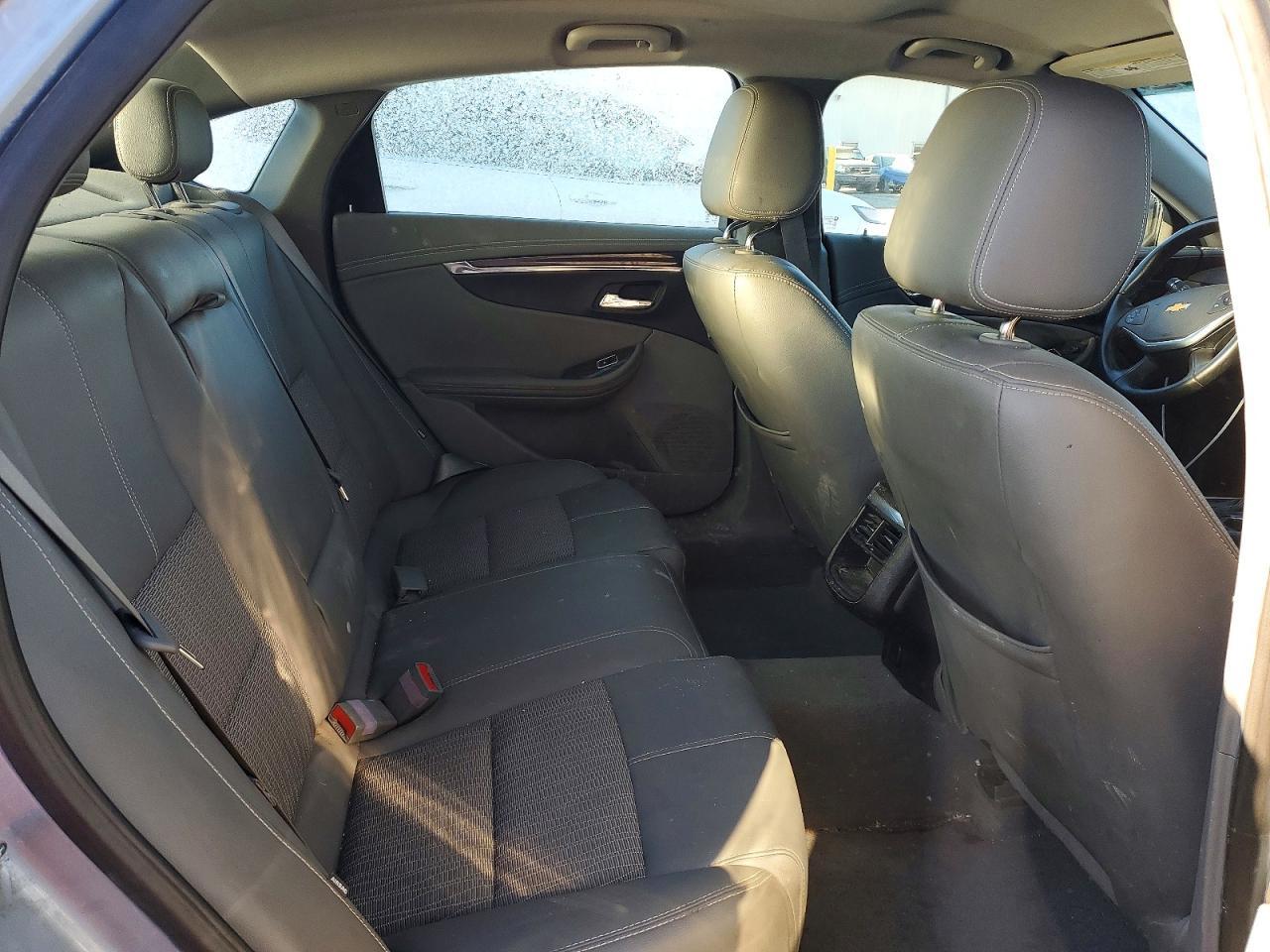 2015 Chevrolet Impala Lt - zdjęcie 10