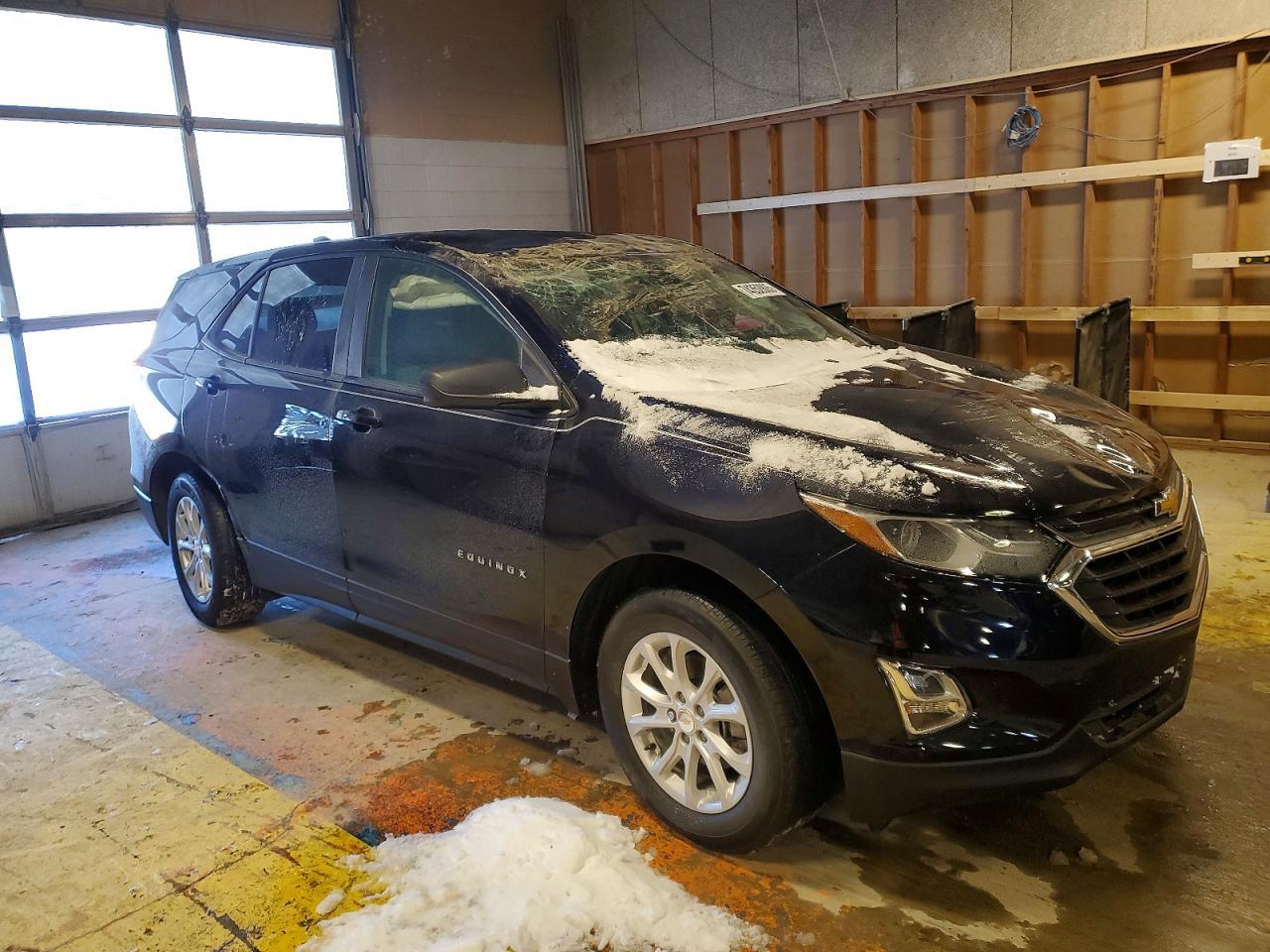 2021 Chevrolet Equinox Ls - zdjęcie 4