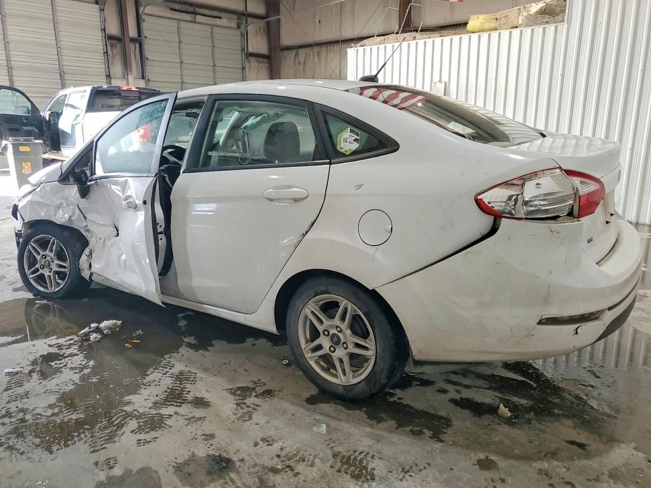 2019 Ford Fiesta Se - zdjęcie 3