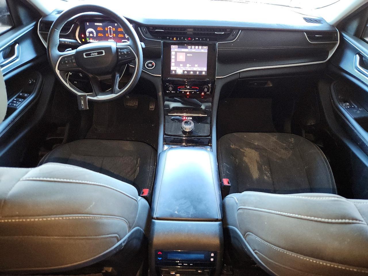 2023 Jeep Grand Cherokee L Laredo - zdjęcie 8