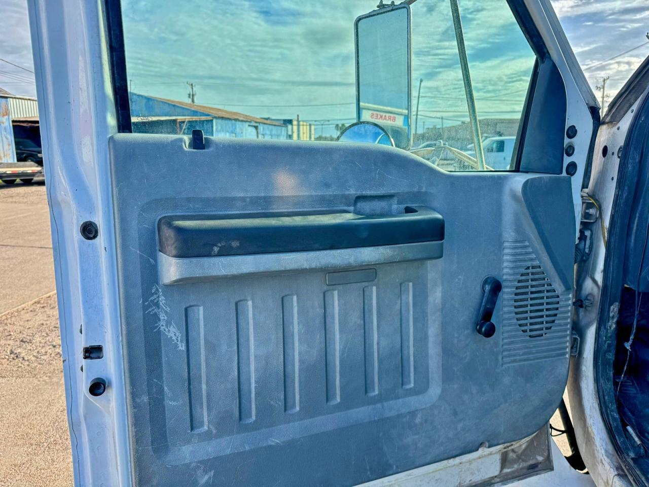 2013 Ford F650 Super Duty - zdjęcie 15