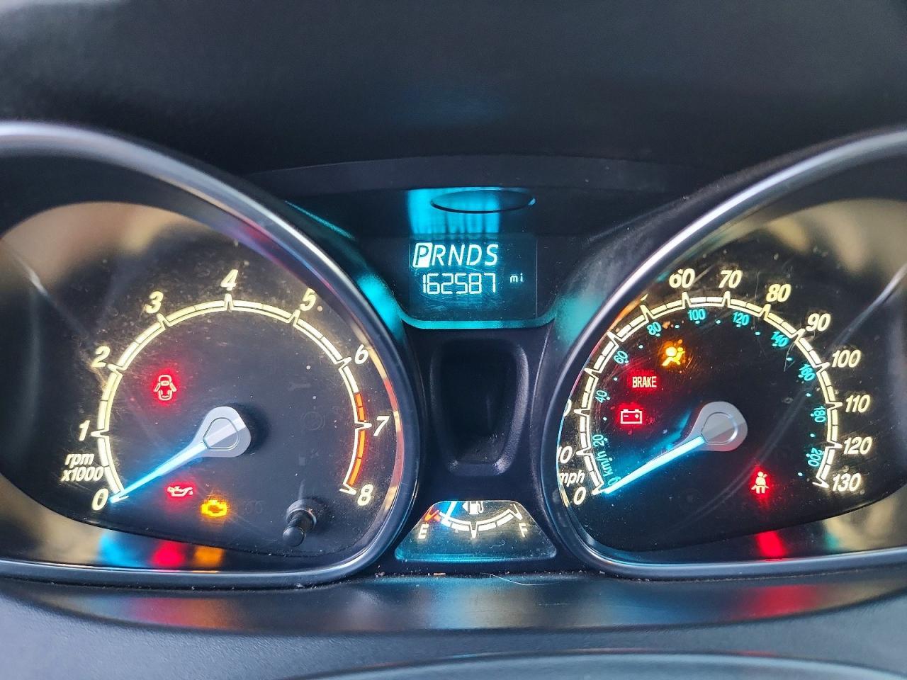 2014 Ford Fiesta Se - zdjęcie 9